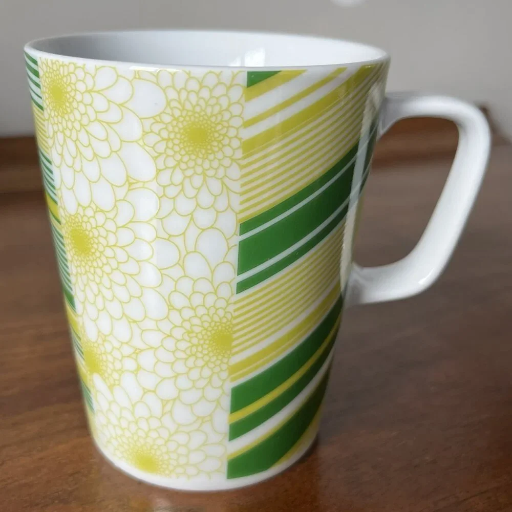 IKEA Mug 12289 Green Chartreuse Floral Geometric Retro Coffee Cup Ceramic